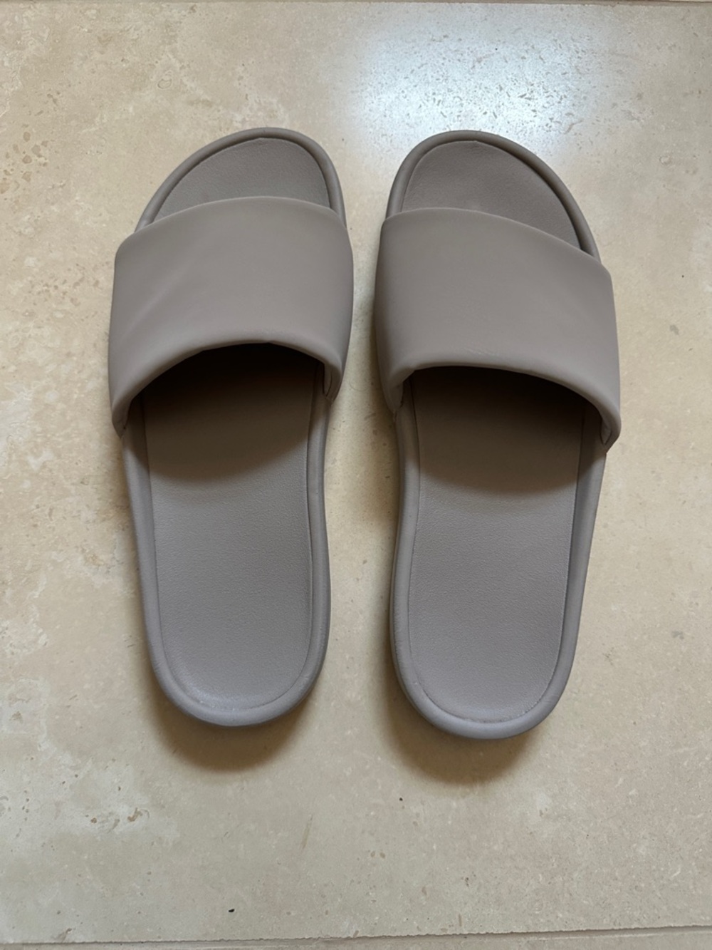 NEW Slip On Slide Sandals Size 9 - Picture 5 of 10